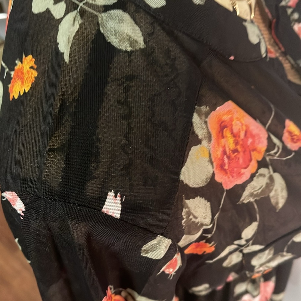 Top - Picture 5 of 9